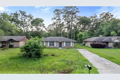 1204 Crescent Boulevard, Cleveland, TX 77327 - Photo 2