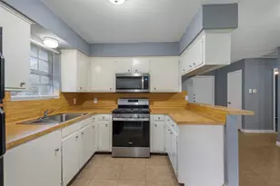 1204 Crescent Blvd, Cleveland, TX 77327 - Photo 12