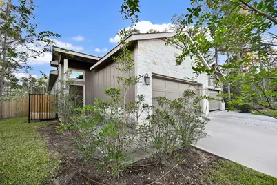 127 Wickersham  Unit A, Conroe, TX 77304 - Photo 2