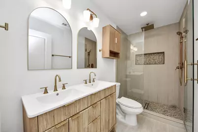 1715 Fawnhope Drive, Houston, TX 77008 - Photo 32