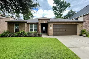 2035 Borthwick Ln, Conroe, TX 77301 - Photo 2