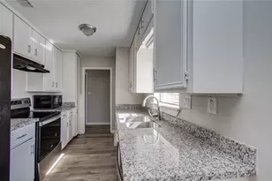 1913 2nd Ave N, Texas City, TX 77590 - Photo 12