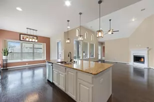 19310 Sanctuary Rosebud Ln, Spring, TX 77388 - Photo 16