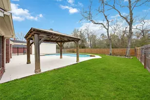 15 Finetta Ln, Alvin, TX 77511 - Photo 30