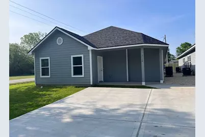 207 S Campbell Street #A/B, Willis, TX 77378 - Photo 1