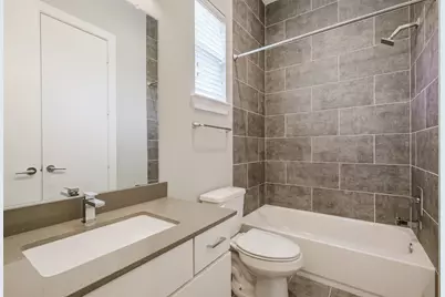 1305 Mayfair Clarkson Lane, Houston, TX 77055 - Photo 6