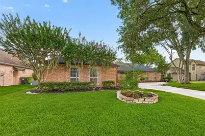 2103 Winged Foot Drive, Missouri City, TX 77459 - Photo 2
