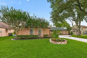 2103 Winged Foot Dr, Missouri City, TX 77459 - Photo 2