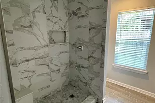 9415 Westacre Pl, Houston, TX 77083 - Photo 20