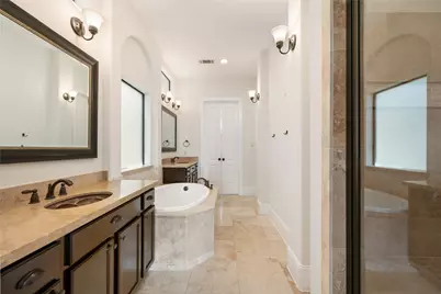 1057 W 24th Street, Houston, TX 77008 - Photo 26