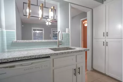 5216 Arboles Drive #10, Houston, TX 77035 - Photo 6