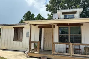 32 County Rd 3405, Cleveland, TX 77327 - Photo 4
