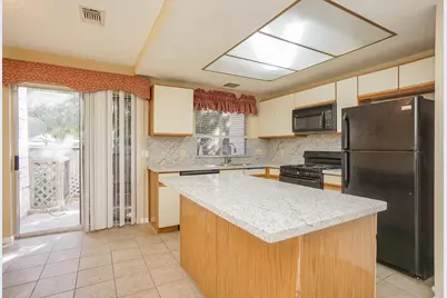 2808 Grants Lake Boulevard #501, Sugar Land, TX 77479 - Photo 18