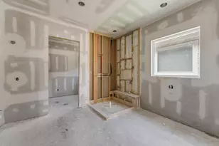 112 E 27th St, Houston, TX 77008 - Photo 18