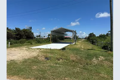 976 E Verdie Drive, Crystal Beach, TX 77650 - Photo 4