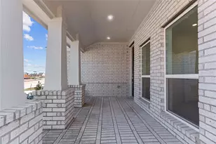 27531 Sunterra Village Dr, Katy, TX 77493 - Photo 4