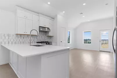 27531 Sunterra Village Drive, Katy, TX 77493 - Photo 10