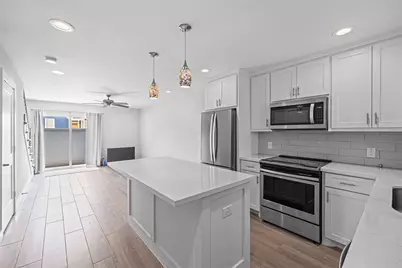 525 11th Street, Galveston, TX 77550 - Photo 6