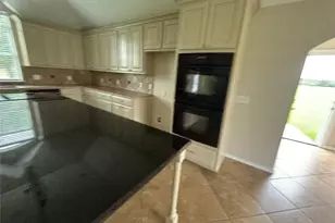 6100 Whitetail Ln, Bryan, TX 77808 - Photo 10