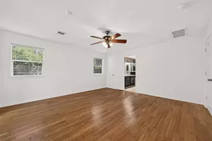 7034 Langdon Ln, Houston, TX 77074 - Photo 20