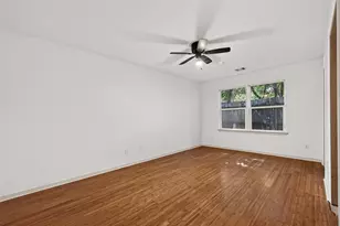 7034 Langdon Ln, Houston, TX 77074 - Photo 34