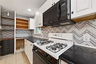 7034 Langdon Ln, Houston, TX 77074 - Photo 14