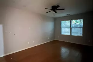 7034 Langdon Ln, Houston, TX 77074 - Photo 12