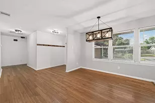 7034 Langdon Ln, Houston, TX 77074 - Photo 8
