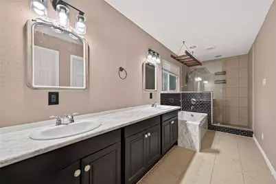 7034 Langdon Lane, Houston, TX 77074 - Photo 24