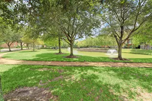 2619 Edgefield Lakes Dr, Houston, TX 77054 - Photo 24