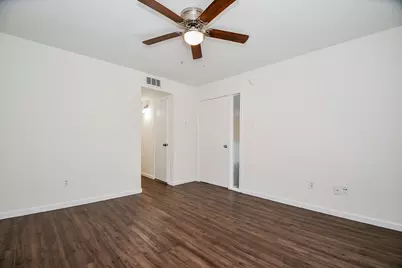 2824 S Bartell Drive #311, Houston, TX 77054 - Photo 8