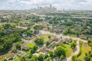 3405 Orange St, Houston, TX 77020 - Photo 2