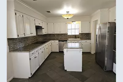 347 Forest Lake Drive, Houston, TX 77586 - Photo 8