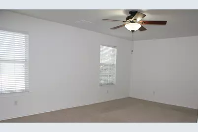 12450 Grossmount Drive, Houston, TX 77066 - Photo 14