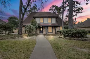 3922 Valley Haven Dr, Kingwood, TX 77339 - Photo 2