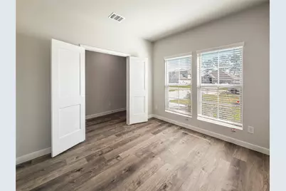 436 Shoreview Drive, Conroe, TX 77303 - Photo 12