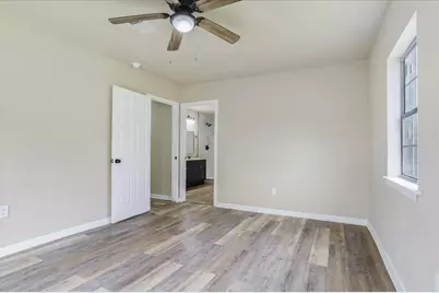 1120 17th Ave North, Texas City, TX 77590 - Photo 8