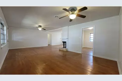 801 Rosewood Drive, Baytown, TX 77520 - Photo 8