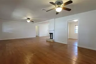 801 Rosewood Dr, Baytown, TX 77520 - Photo 8