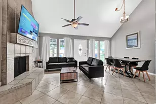 4510 Beechcraft St, Seabrook, TX 77586 - Photo 10