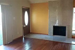 11673 Village Pl Dr, Houston, TX 77077 - Photo 2