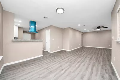 5879 Belcrest Street, Houston, TX 77033 - Photo 12