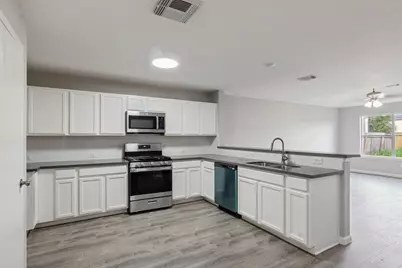 7638 Sunburst Trail Drive, Cypress, TX 77433 - Photo 8