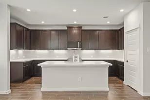 2979 Pk Hl Ln, Stafford, TX 77477 - Photo 6