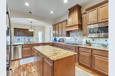5227 Preserve Park Drive, Spring, TX 77389 - Photo 8