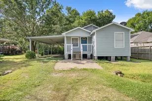 4514 E 24th E St, Dickinson, TX 77539 - Photo 1
