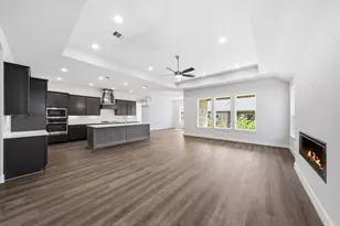 10025 Larkin Cv, Willis, TX 77318 - Photo 6