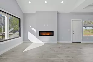 18434 Fannin Rd, Willis, TX 77378 - Photo 8