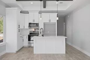 18434 Fannin Rd, Willis, TX 77378 - Photo 12