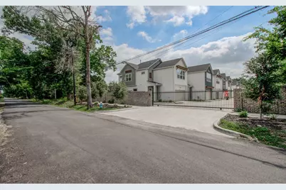 970 Highland Sound Lane, Houston, TX 77091 - Photo 34